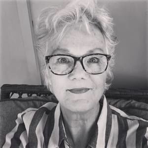 Meet your Posher, Nancy